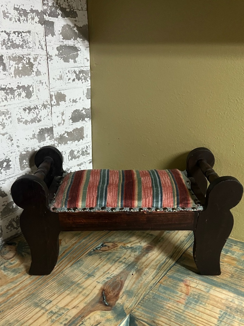 Antique Victorian spool-turned wooden Footstool
